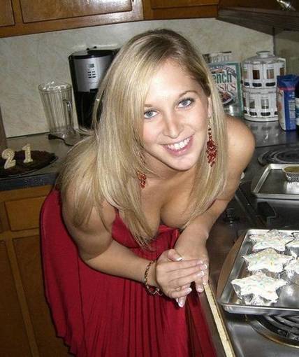 Homemade Real Amateur Girls Experimenting