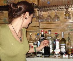 Does your spouse drive you to drink ? =>Study examines the relationship between marriage and alcohol | REAL World Wellness | Scoop.it