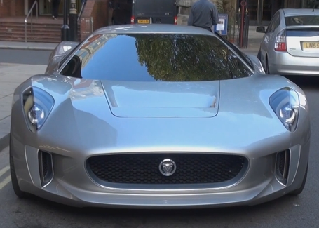 [super-car] La Jaguar C-X75 aper&ccedil;ue dans les rues de Londres (+vid&eacute;o) | Auto Pasionata | Scoop.it