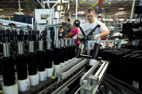 How An Aeron Chair Gets Built Every 17 Seconds | lean manufacturing | Scoop.it