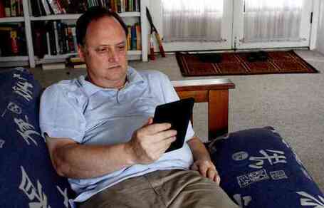 How E-Books on Tablets Fight Digital Distractions | Is the iPad a revolution ? | Scoop.it