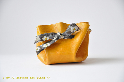 porte-monnaie cuir // Between the lines // | Mes coups de coeur de la semaine | Scoop.it