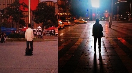 Direnişin yeni simgesi #duranadam ve #durankadinlar &ccedil;oğalıyor | #StandingMan protests spreading all over Turkey | Another World Now! | Scoop.it
