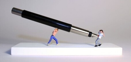 Little People Under Foot by Nic Joly | Art, Design & Technology | Scoop.it