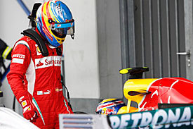 F1 Formula 1 2011: F1 news: Fernando Alonso believes pressure from rivals is exposing Red Bull to errors | F1 news | Scoop.it