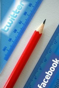 Social Engagement: Is it a Real Metric? [INFOGRAPHIC]