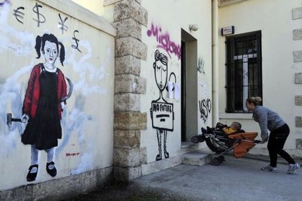 Grèce: après l'effacement de la dette publique, les ménages attendent leur tour | OkeaNews, l'actualité de la grèce, depuis Athènes | Scoop.it