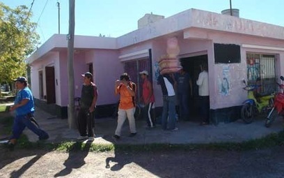 Naci&oacute;n env&iacute;a alimentos a R&iacute;o Negro, pero lo distribuyen desde un ... - ADN (Argentina) | Soy de Bariloche | Scoop.it