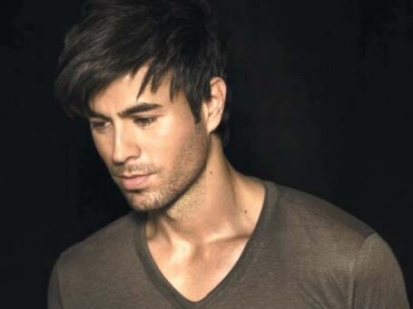 Enrique to appear on Facebook game - The Express Tribune | Social games & music | Scoop.it