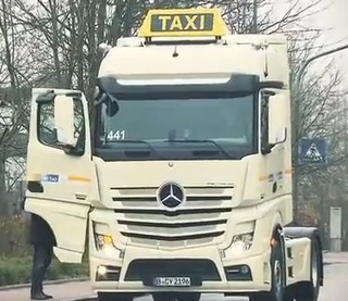 Pides un taxi y llega un cami&Atilde;&sup3;n: Experiencia de marca de Mercedes Benz | deleitando al CLIENTE | Scoop.it
