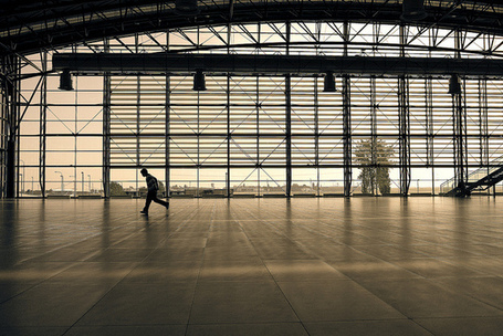 Street photography inspiration from Enzo Natale | Urban Decay Photography | Scoop.it
