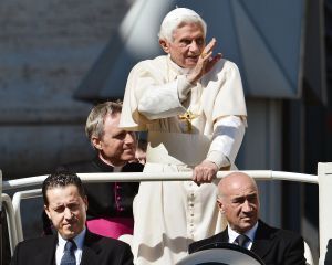 Detenido el mayordomo del Papa por desvelar y difundir documentos secretos | Manifiesto, Cultura y SGAE. | Scoop.it