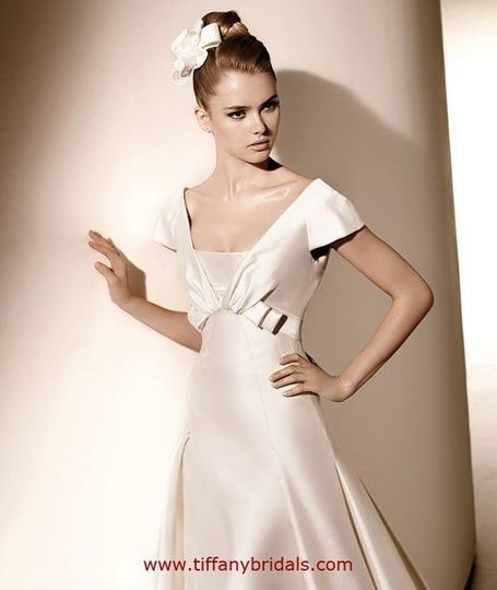 Description Buy Spring 2011 Pronovias Wedding Dresses at Pronovias 2010