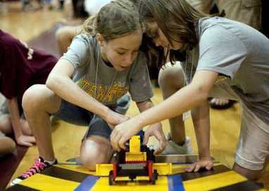 Girls show increased interest and skill in STEM robotics program - Tampa Bay Times | The Robot Times | Scoop.it