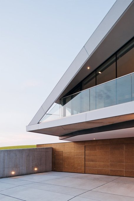 L-House: sustainability + modern design in Burgenland, Austria | sustainable architecture | Scoop.it