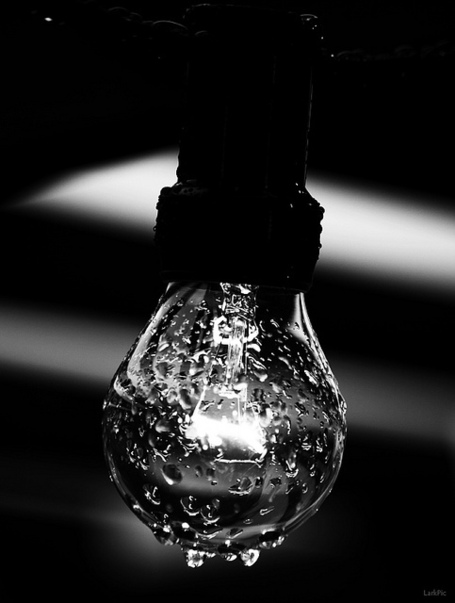Naked bulb | Digital Photo Addicts | Scoop.it