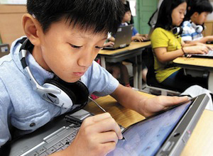 South Korea Says Good-Bye To Print Textbooks, Plans To Digitize Entire Curriculum By 2015 (video) | Singularity Hub | iPads and Tablets in Education | Scoop.it