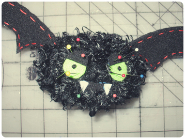 DIY Tutorial: Fuzzy Bat Plushie #Creepmas | Halloween | Scoop.it