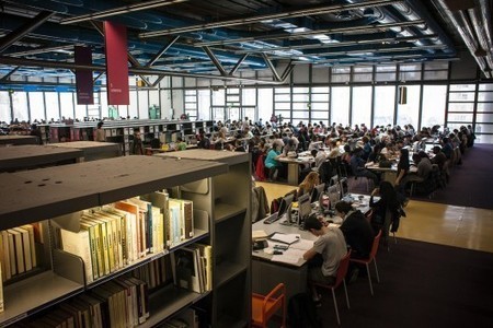 Biblioth&egrave;que pour tous, pr&eacute;caires et exclus compris | -th&eacute;caires are not dead | Scoop.it