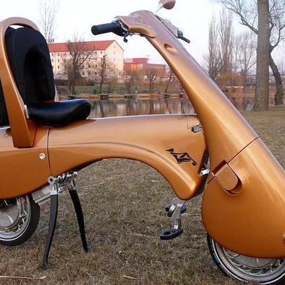 No Parking? Electric Scooter Folds Into Suitcase | Heron | Scoop.it