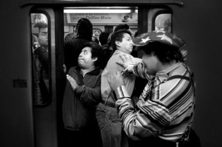 Inside Mexico City's Chaotic Underground Rush Hour | IB GEOGRAPHY URBAN ENVIRONMENTS LANCASTER | Scoop.it