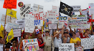 Tea Party and Occupy Wall Street Movements Find Common Ground | MN News Hound | Scoop.it