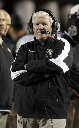 Winless UAB Beats UCF