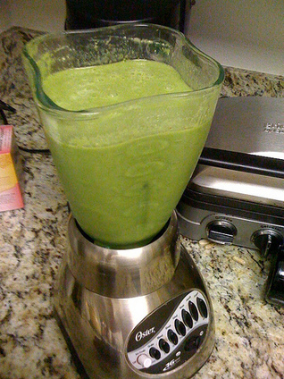 How Green Smoothies Can Devastate Your Health &mdash; The Healthy Home Economist | Arun Thai Natural Health | Scoop.it