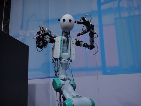 Virtual Technology: Robot que imita movimientos humanos por realidad virtual. | Entornos Inmersivos 3D | Scoop.it
