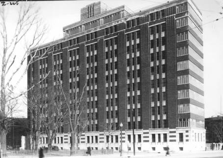 H&ocirc;pital G&eacute;n&eacute;ral de Montr&eacute;al (2300, rue Tupper), le 26 mars 1936 | Photos ancestrales de Montr&eacute;al | Scoop.it