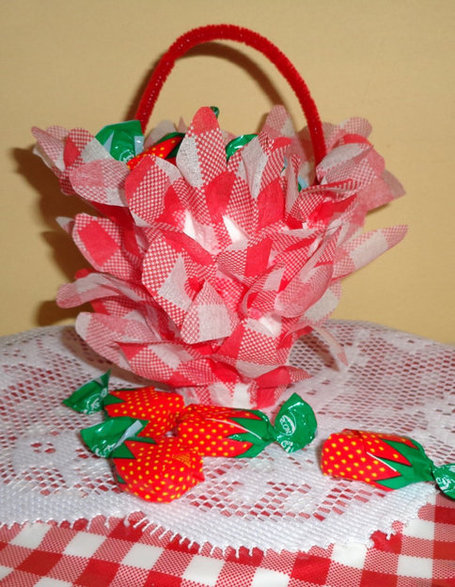 Gingham Favors Red White Check Party Favors Wedding 4th of July | Candy Buffet Weddings, Events, Food Station Buffets and Tea Parties | Scoop.it