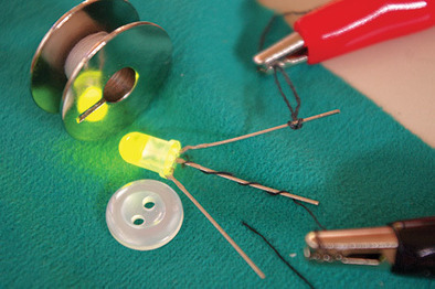 Electronic Cotton - IEEE Spectrum | Augmented Reality & The Internet of Beings + Things | Scoop.it