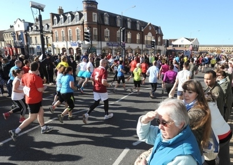 Werrington Jogger taken 2 hospital after collapsing @ Great Eastern Run finish line | South Werrington and North Gunthorpe | Scoop.it