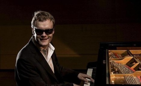 El hombre ciego y con autismo que toca decenas de miles de canciones al piano | Curiosidades sobre la música | Scoop.it