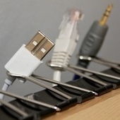 Binder Clips as Cable Catchers Redux | More TechBits | Scoop.it
