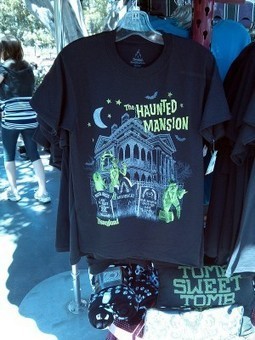 Glow-in-the-dark Haunted Mansion tee | Halloween | Scoop.it