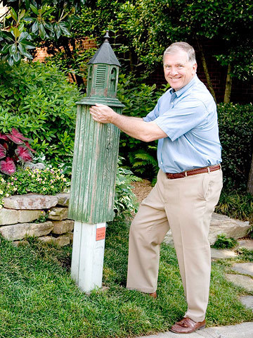 Hidden in Plain Sight - Disguise that utility box | Upcycled Garden Style | Scoop.it