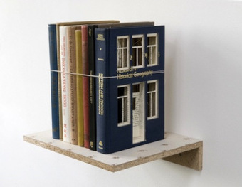 Adorable Miniature Houses Built of Books &ndash; Flavorwire | Deborah | Scoop.it