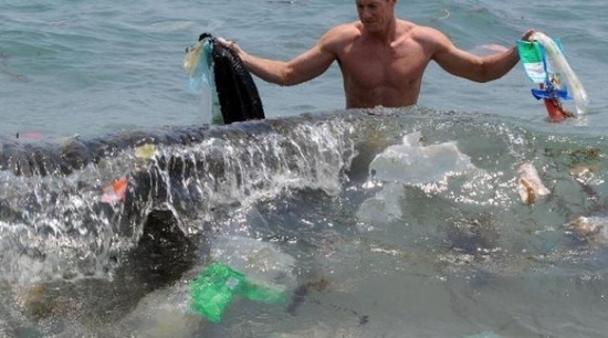 François Galgani: «5.000 milliards de particules de plastiques flottent à la surface des océans»