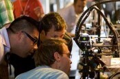 Fab Lab, la pharmacop&eacute;e anti-crise | Artilect Fab Lab Toulouse | Scoop.it