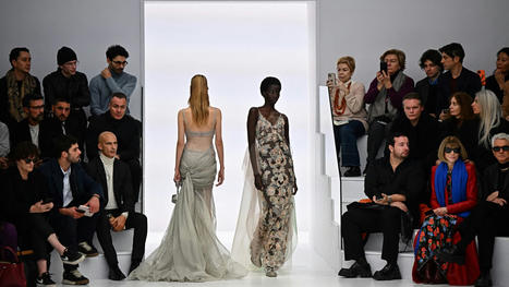 Haute couture: six défilés qui ont marqué la Fashion Week printemps- été 2023 à Paris | INTERSTYLEPARIS  Fashion News | Scoop.it