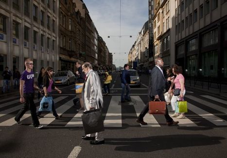 Crossing Europe – Photos of Busy Crosswalks in European Capital Cities @ Weeder | Mobile Photography | Scoop.it