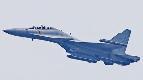 Our Best Look At China’s New J-15DT Carrier-Based Electronic Warfare Jet | DEFENSE NEWS | Scoop.it