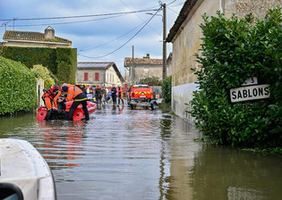 Crues et inondations : l'&eacute;tat de catastrophe naturelle reconnu pour pr&egrave;s de 300 communes | Une semaine d'actu - Newsletter de veille de l'AURH | Scoop.it