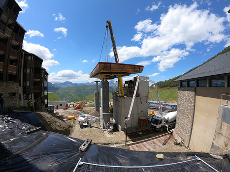 Levage spectaculaire de la gare d’arrivée de la télécabine Skyvall à Peyragudes | Vallées d'Aure & Louron - Pyrénées | Scoop.it