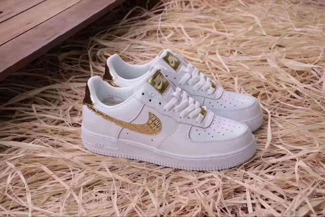 Nike and Adidas sneakers are available for you in our online store | Scoop.it