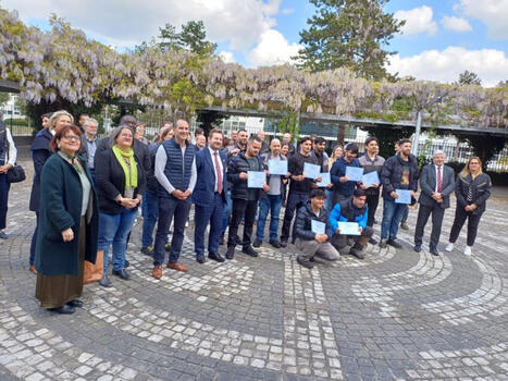 Seine-Maritime : un dispositif d&rsquo;insertion professionnelle dans l&rsquo;industrie valide une promotion &agrave; 100% | Savoirs de base, Illettrisme et FLE | Scoop.it