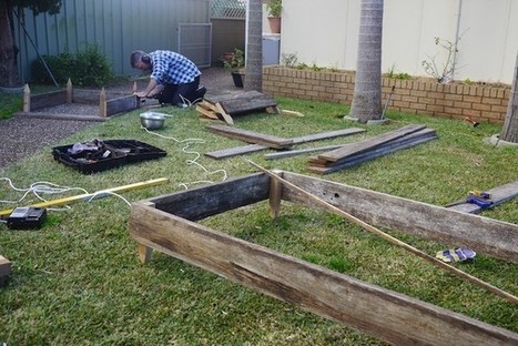 How to Make Garden Beds from Scrap Timber | Think Like a Permaculturist | Scoop.it