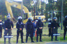 Uruguay / Rocha /Varios detenidos por obstruir las obras para sacar madera para UPM por el puerto de La Paloma | MOVUS | Scoop.it