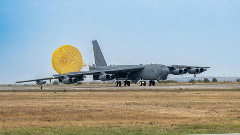 Two U.S. B-52 Bombers Make Historic First Deployment To Romania | DEFENSE NEWS | Scoop.it